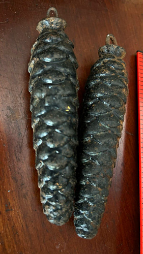 Pinecone cuckoo clock - 2x,