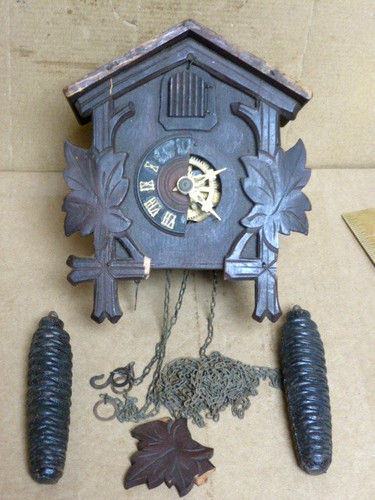 Small old weight cuckoo - old,
