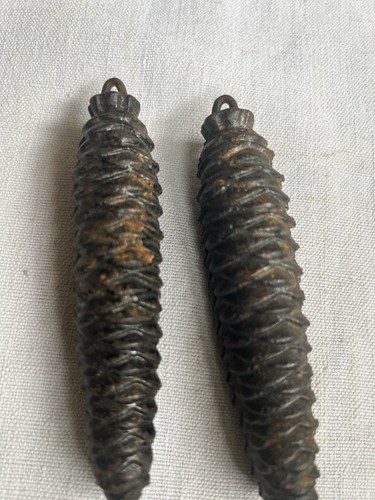 Vintage acorns iron weight - vintage, for